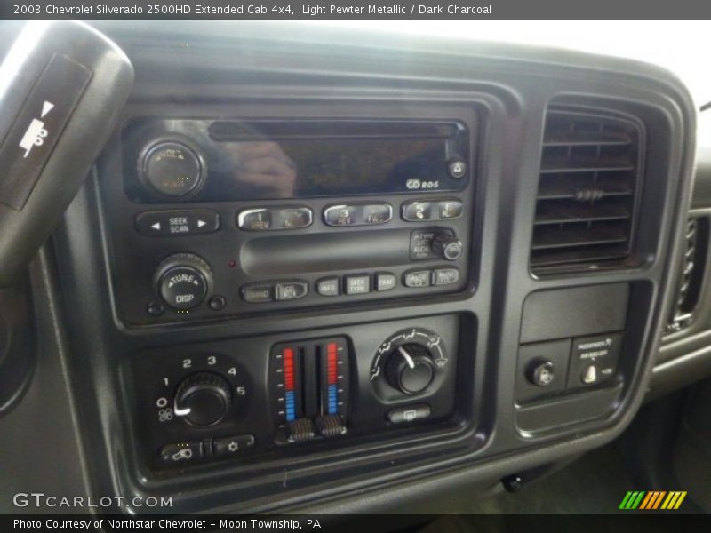 Light Pewter Metallic / Dark Charcoal 2003 Chevrolet Silverado 2500HD Extended Cab 4x4