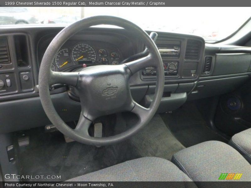 Dashboard of 1999 Silverado 1500 Regular Cab