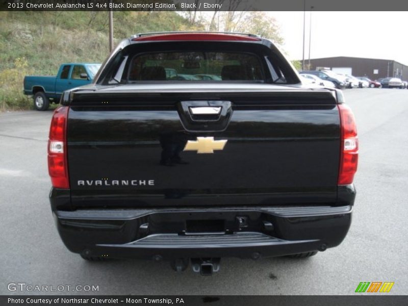 Black / Ebony 2013 Chevrolet Avalanche LS 4x4 Black Diamond Edition
