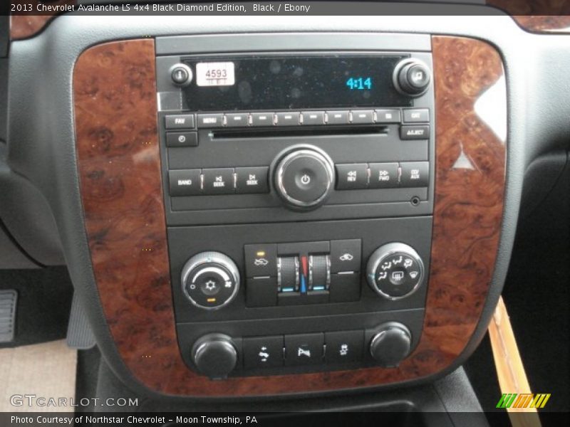 Controls of 2013 Avalanche LS 4x4 Black Diamond Edition