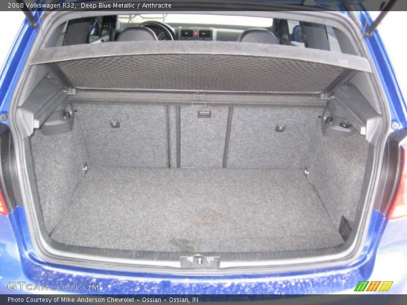  2008 R32  Trunk