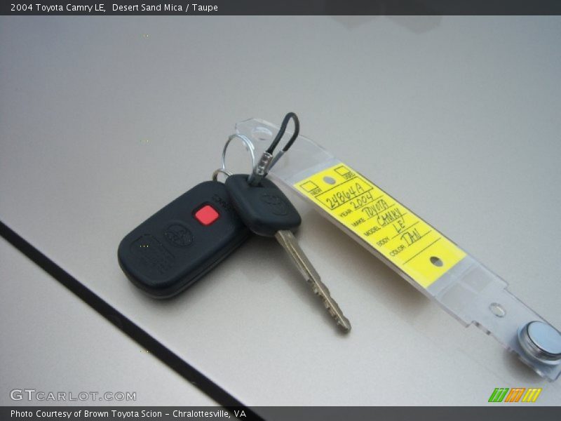 Desert Sand Mica / Taupe 2004 Toyota Camry LE