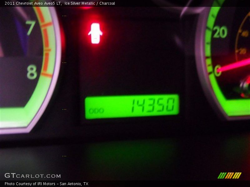 Ice Silver Metallic / Charcoal 2011 Chevrolet Aveo Aveo5 LT
