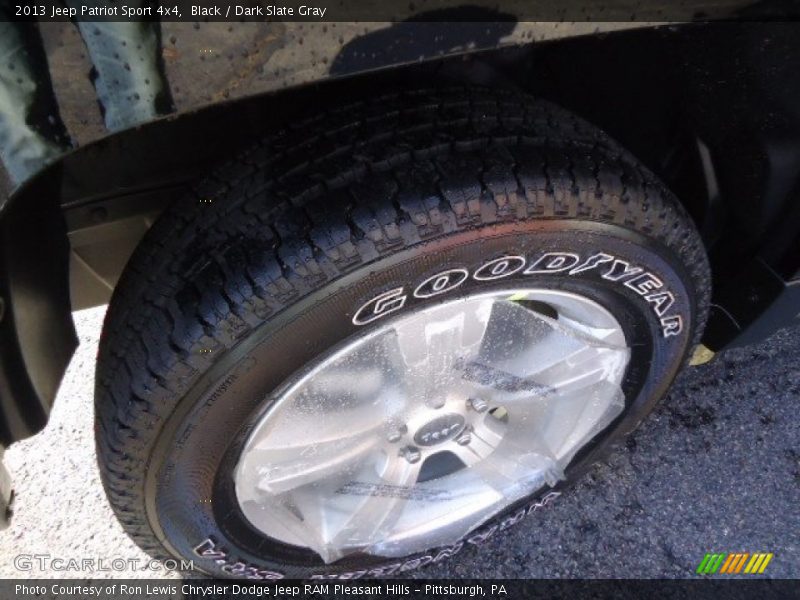 Black / Dark Slate Gray 2013 Jeep Patriot Sport 4x4