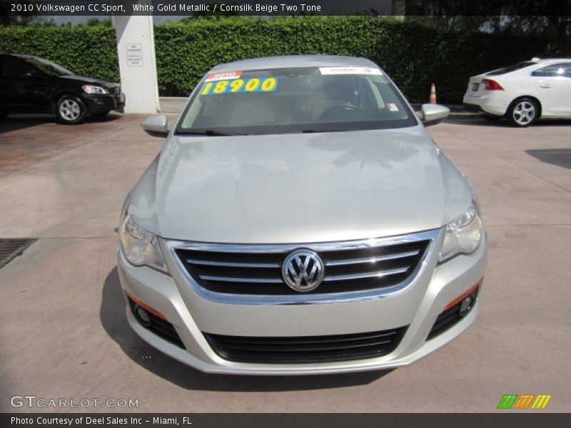 White Gold Metallic / Cornsilk Beige Two Tone 2010 Volkswagen CC Sport
