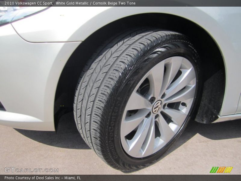 White Gold Metallic / Cornsilk Beige Two Tone 2010 Volkswagen CC Sport