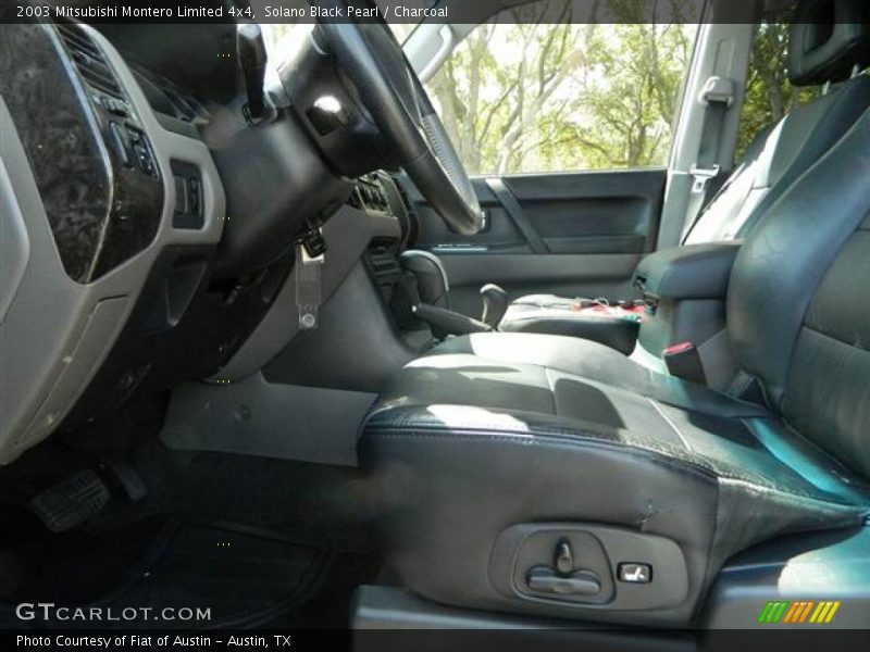 Solano Black Pearl / Charcoal 2003 Mitsubishi Montero Limited 4x4