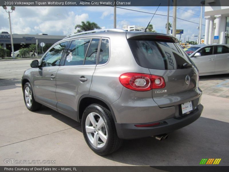 Alpine Grey Metallic / Charcoal 2010 Volkswagen Tiguan Wolfsburg Edition