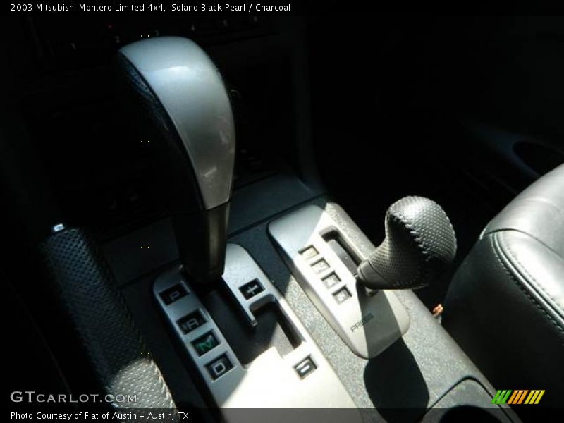 Solano Black Pearl / Charcoal 2003 Mitsubishi Montero Limited 4x4