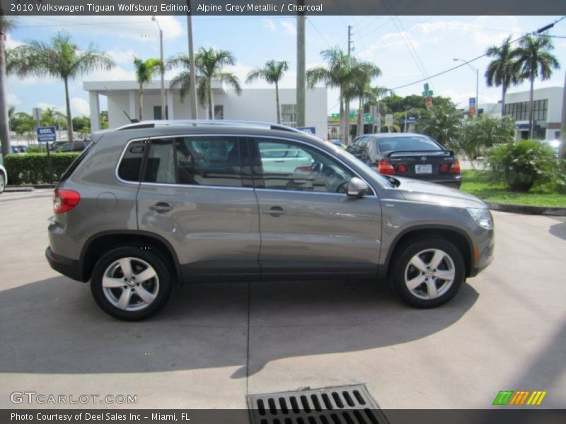 Alpine Grey Metallic / Charcoal 2010 Volkswagen Tiguan Wolfsburg Edition