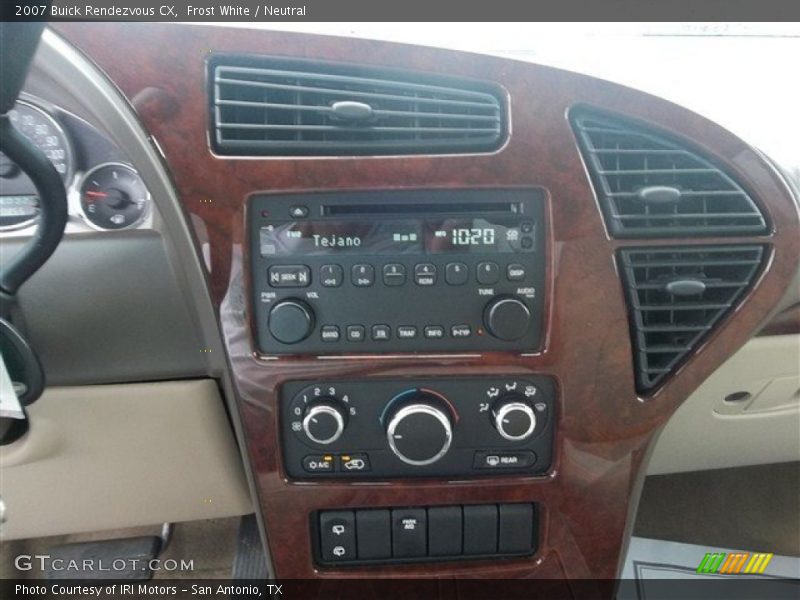 Frost White / Neutral 2007 Buick Rendezvous CX