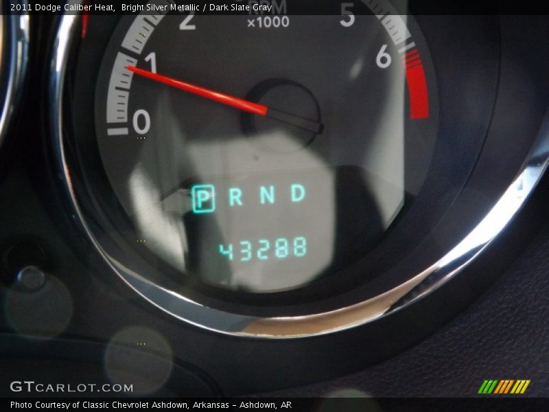 Bright Silver Metallic / Dark Slate Gray 2011 Dodge Caliber Heat