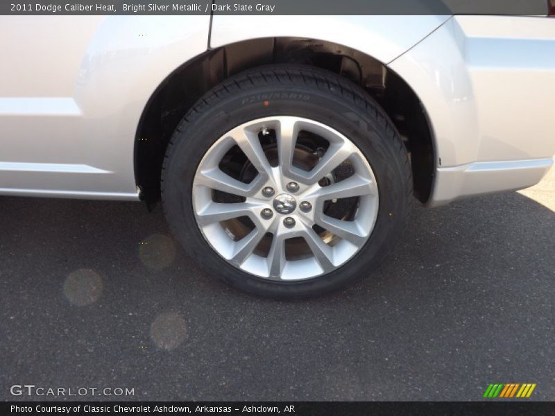 Bright Silver Metallic / Dark Slate Gray 2011 Dodge Caliber Heat