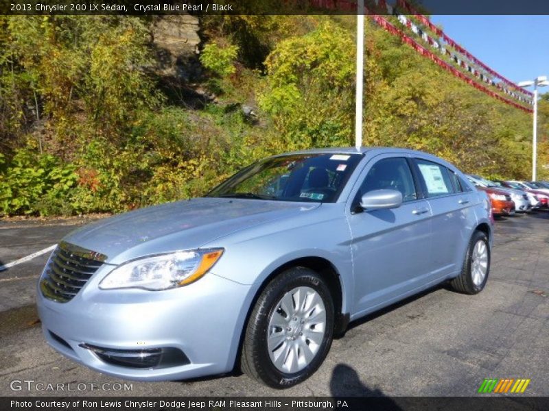 Front 3/4 View of 2013 200 LX Sedan