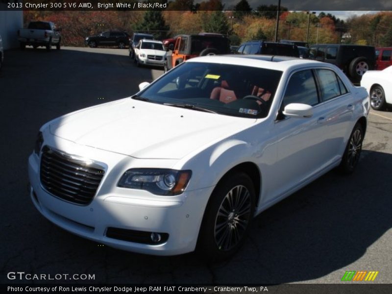 Bright White / Black/Red 2013 Chrysler 300 S V6 AWD