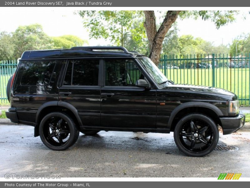 Java Black / Tundra Grey 2004 Land Rover Discovery SE7