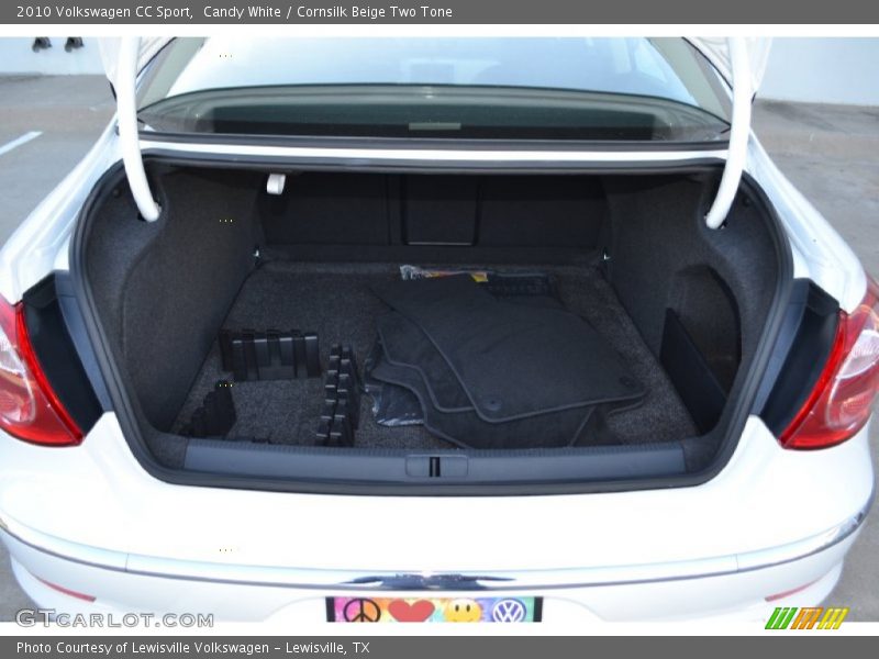 Candy White / Cornsilk Beige Two Tone 2010 Volkswagen CC Sport