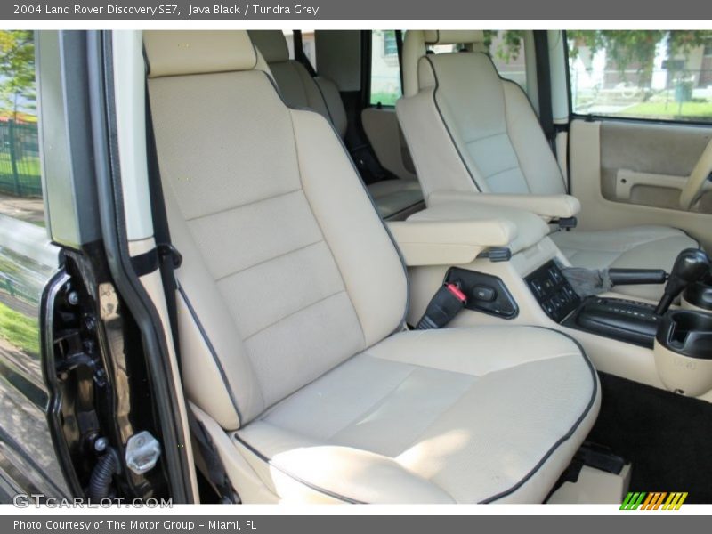 Java Black / Tundra Grey 2004 Land Rover Discovery SE7