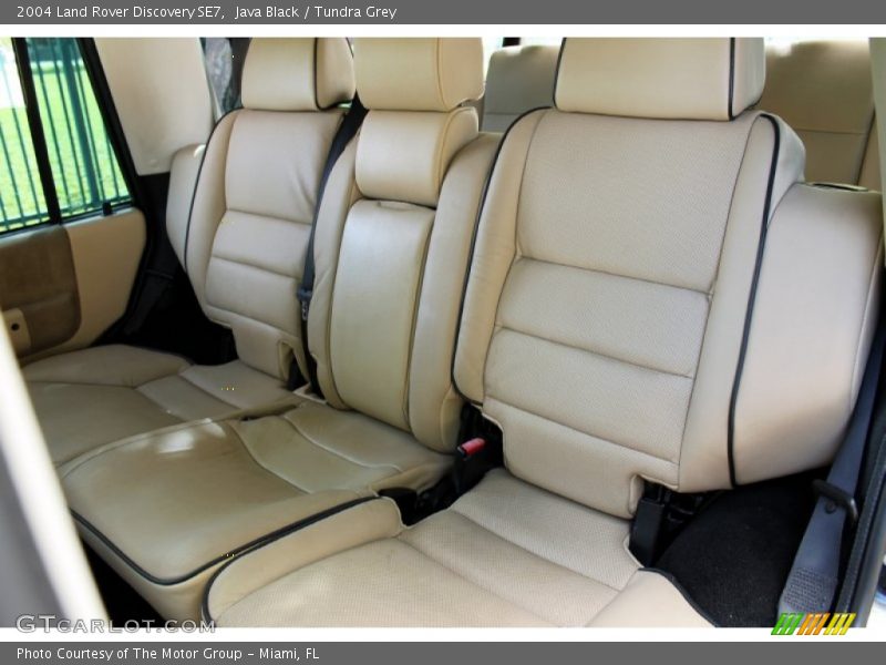 Java Black / Tundra Grey 2004 Land Rover Discovery SE7