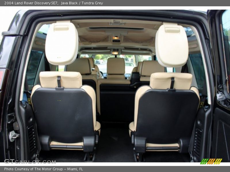 Java Black / Tundra Grey 2004 Land Rover Discovery SE7
