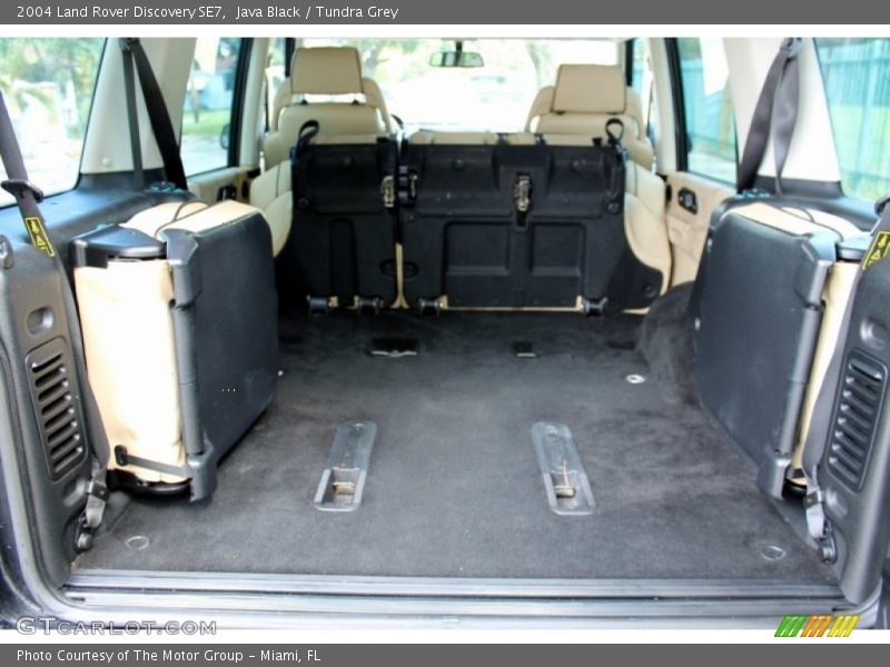 Java Black / Tundra Grey 2004 Land Rover Discovery SE7