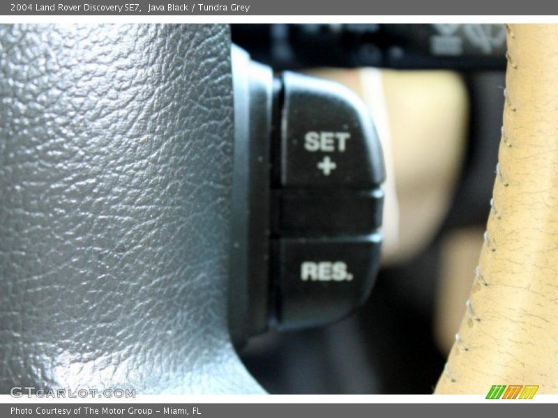 Java Black / Tundra Grey 2004 Land Rover Discovery SE7