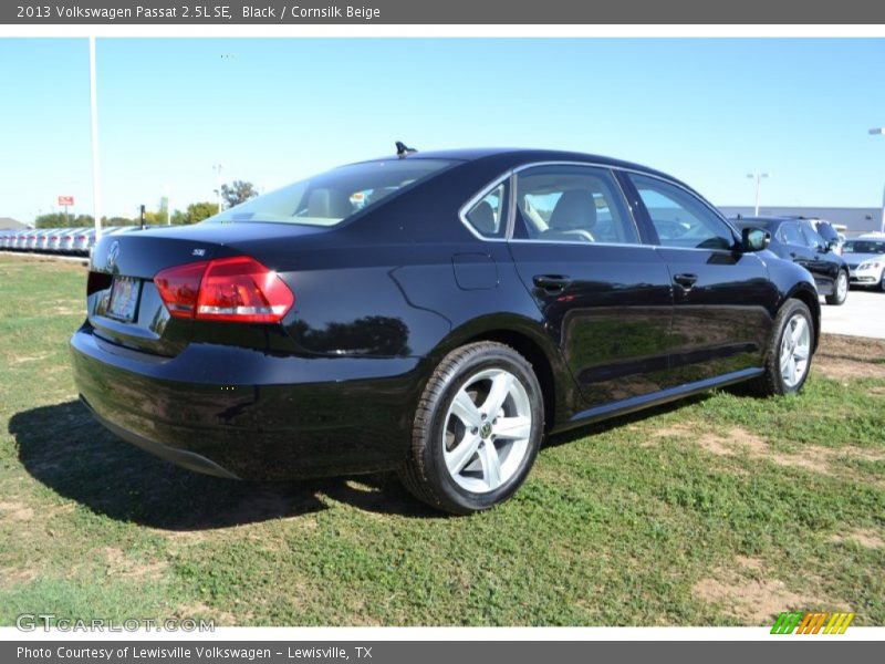 Black / Cornsilk Beige 2013 Volkswagen Passat 2.5L SE