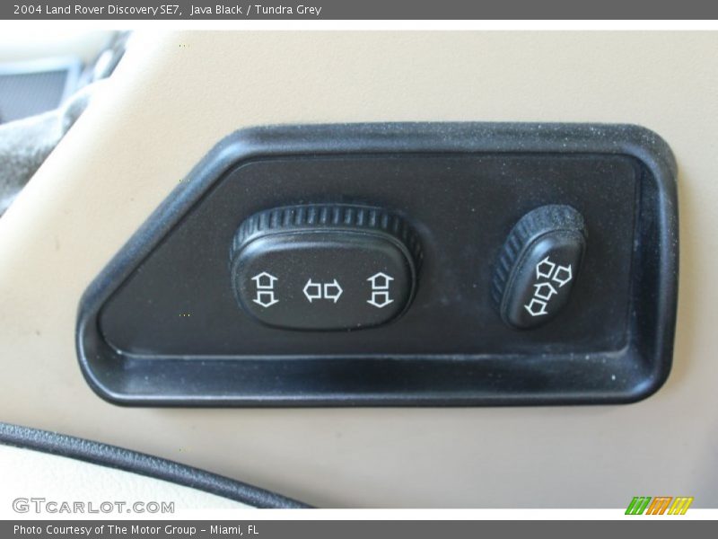 Controls of 2004 Discovery SE7