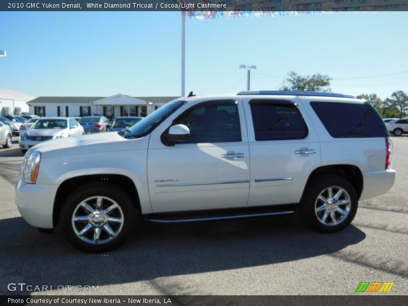 White Diamond Tricoat / Cocoa/Light Cashmere 2010 GMC Yukon Denali