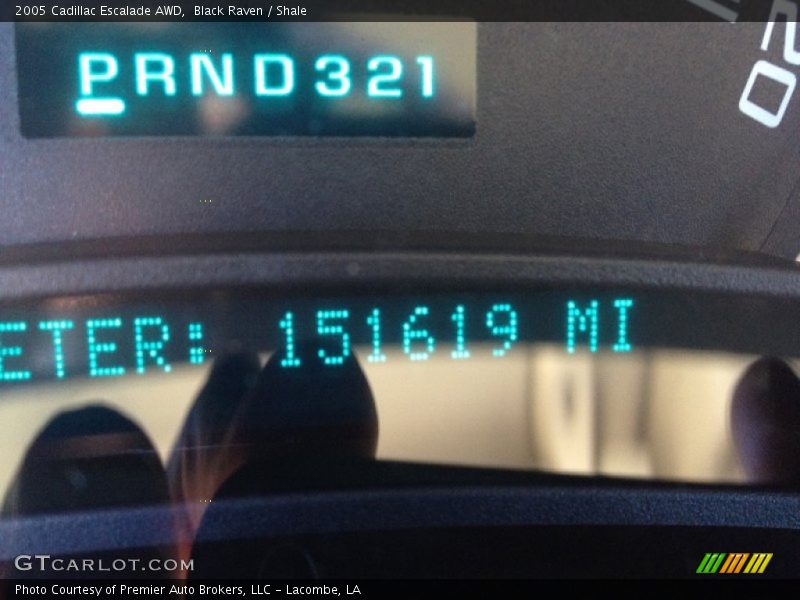 Black Raven / Shale 2005 Cadillac Escalade AWD