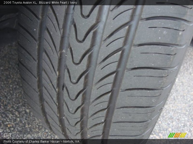 Blizzard White Pearl / Ivory 2006 Toyota Avalon XL