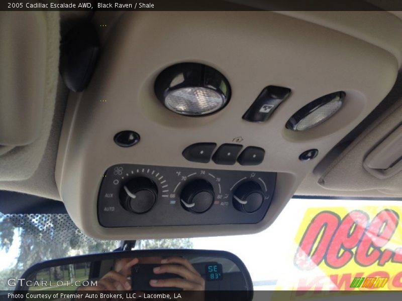 Black Raven / Shale 2005 Cadillac Escalade AWD