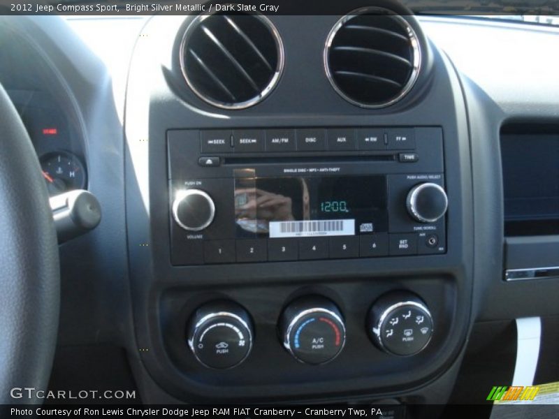 Bright Silver Metallic / Dark Slate Gray 2012 Jeep Compass Sport