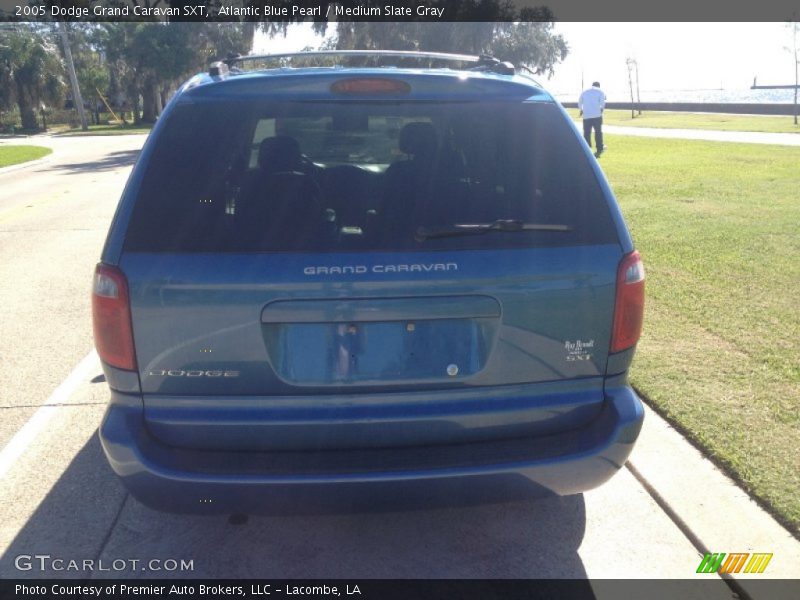 Atlantic Blue Pearl / Medium Slate Gray 2005 Dodge Grand Caravan SXT