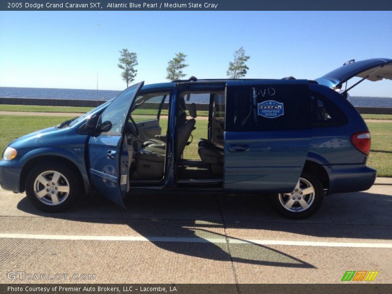 Atlantic Blue Pearl / Medium Slate Gray 2005 Dodge Grand Caravan SXT
