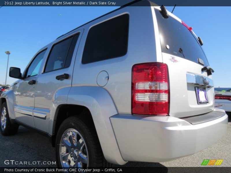 Bright Silver Metallic / Dark Slate Gray 2012 Jeep Liberty Latitude