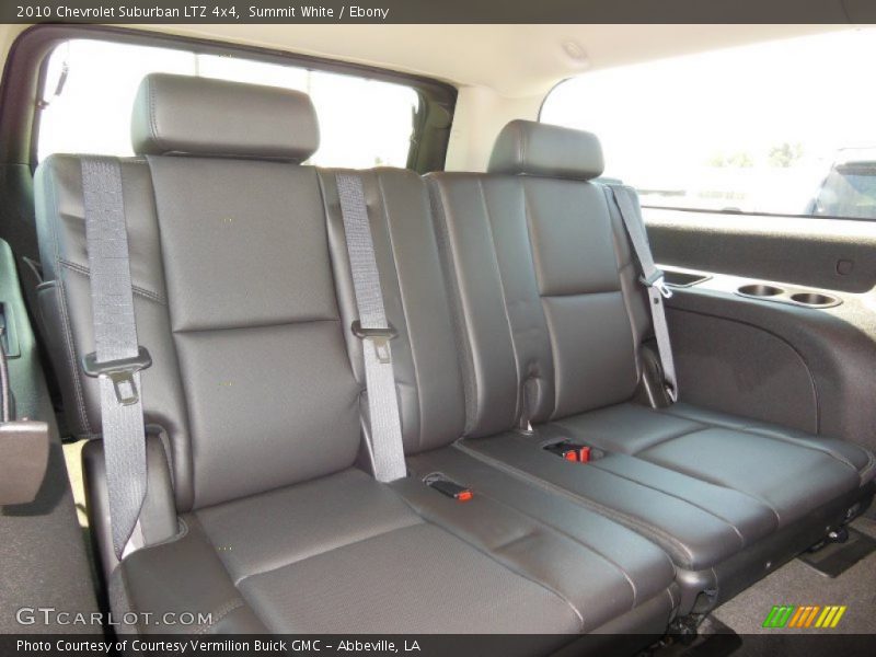 Summit White / Ebony 2010 Chevrolet Suburban LTZ 4x4