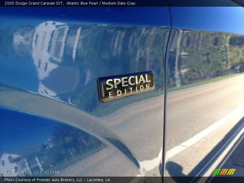 Atlantic Blue Pearl / Medium Slate Gray 2005 Dodge Grand Caravan SXT