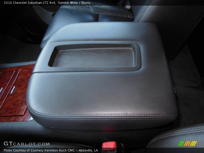 Summit White / Ebony 2010 Chevrolet Suburban LTZ 4x4