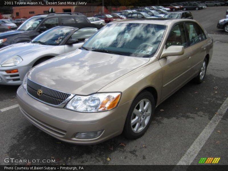 Desert Sand Mica / Ivory 2001 Toyota Avalon XL