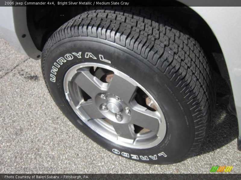 Bright Silver Metallic / Medium Slate Gray 2006 Jeep Commander 4x4