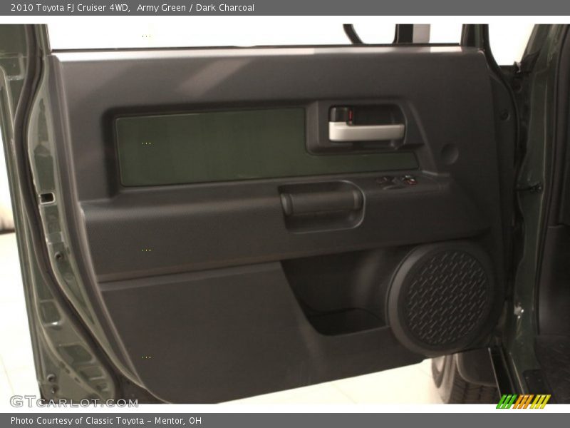Army Green / Dark Charcoal 2010 Toyota FJ Cruiser 4WD