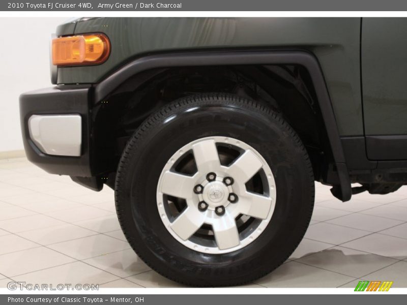 Army Green / Dark Charcoal 2010 Toyota FJ Cruiser 4WD