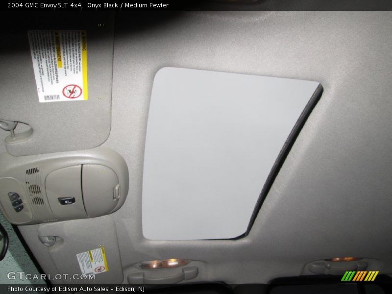 Onyx Black / Medium Pewter 2004 GMC Envoy SLT 4x4
