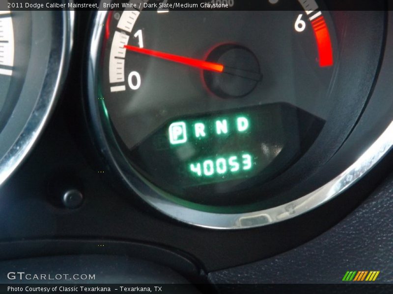 Bright White / Dark Slate/Medium Graystone 2011 Dodge Caliber Mainstreet