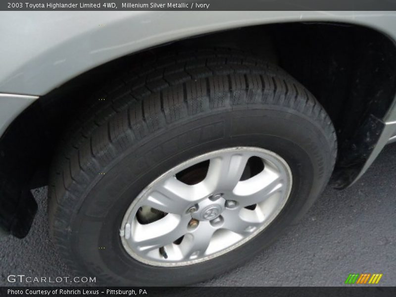 Millenium Silver Metallic / Ivory 2003 Toyota Highlander Limited 4WD