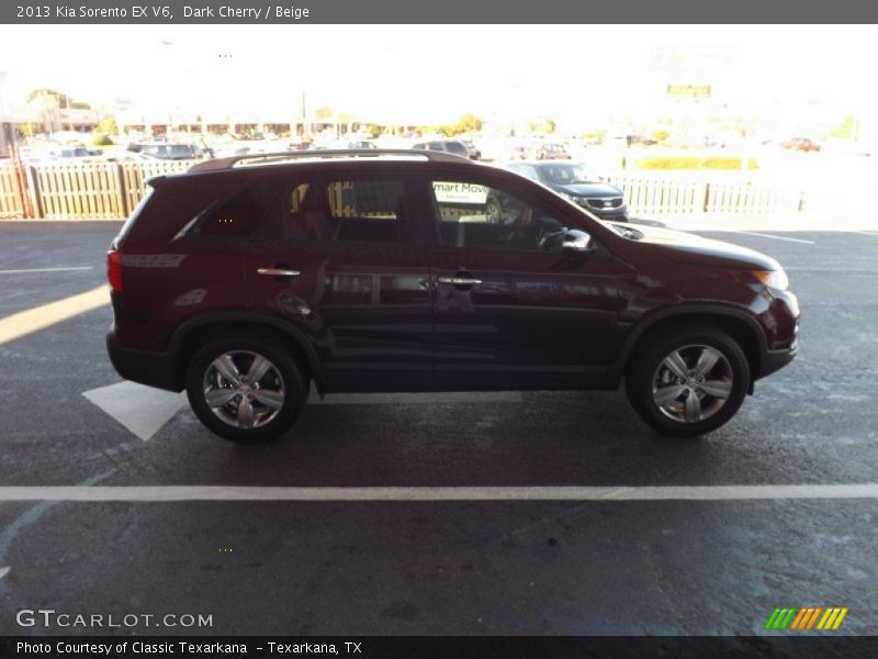 Dark Cherry / Beige 2013 Kia Sorento EX V6