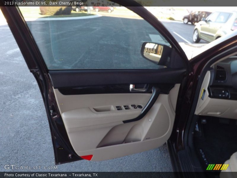 Dark Cherry / Beige 2013 Kia Sorento EX V6