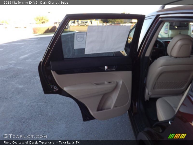 Dark Cherry / Beige 2013 Kia Sorento EX V6