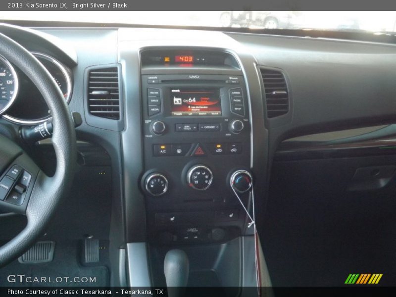 Bright Silver / Black 2013 Kia Sorento LX